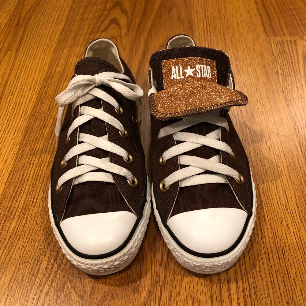 💰SOLD💰Brown Converse - *$12 FIRM*